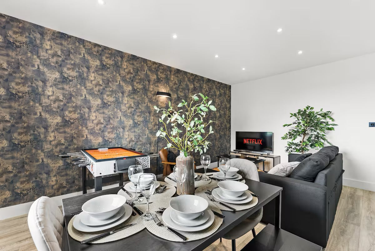 Norwich – City Centre | Sleeps 6 – 2-Bedroom Flat
